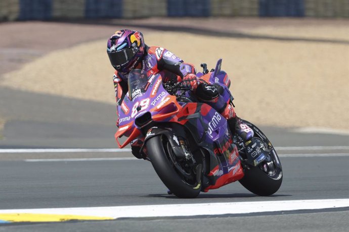 Jorge Martin of Spain #89 and Prima Pramac Racing (Ducati) in action during the MotoGP Tissot Sprint race (13 laps) of the 2024 MotoGP Michelin Grand Prix de France at the Circuit Bugatti on May 11, in Le Mans, France - Photo Jean Catuffe / DPPI