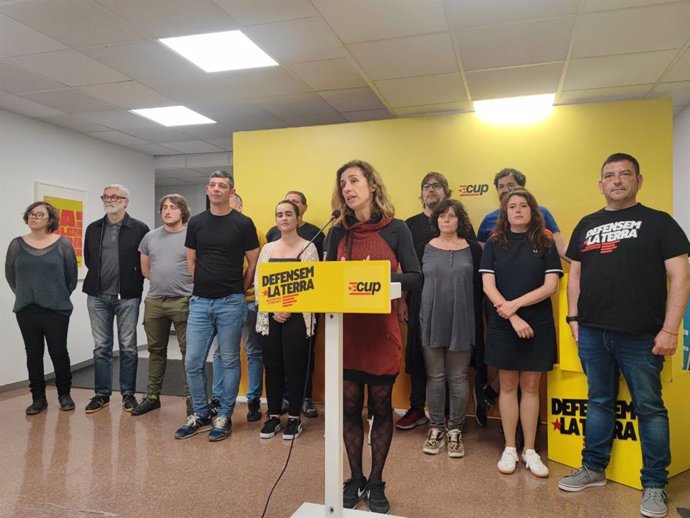 La candidata de la CUP a las elecciones catalanas, Laia Estrada, en la valoración de los resultados en la noche electoral.