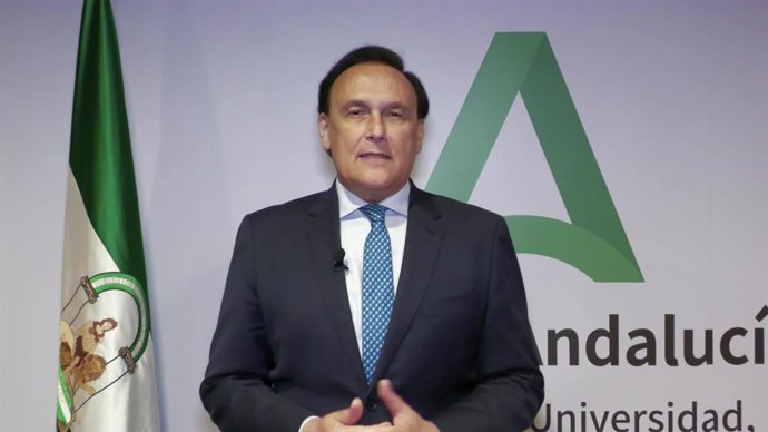 El consejero de Universidad de la Junta de Andalucía, José Carlos Gómez Villamandos.