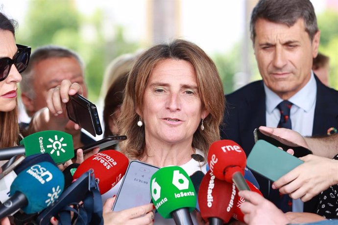 La vicepresidenta tercera del Gobierno y ministra para la Transición Ecológica y el Reto Demográfico, Teresa Ribera, este lunes en Sevilla