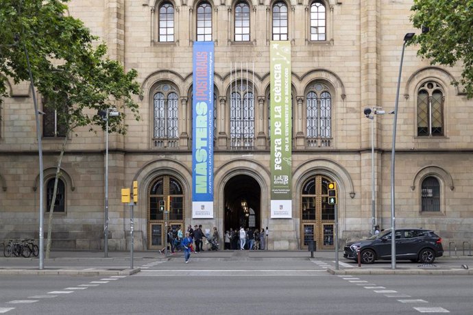  Universitat de Barcelona