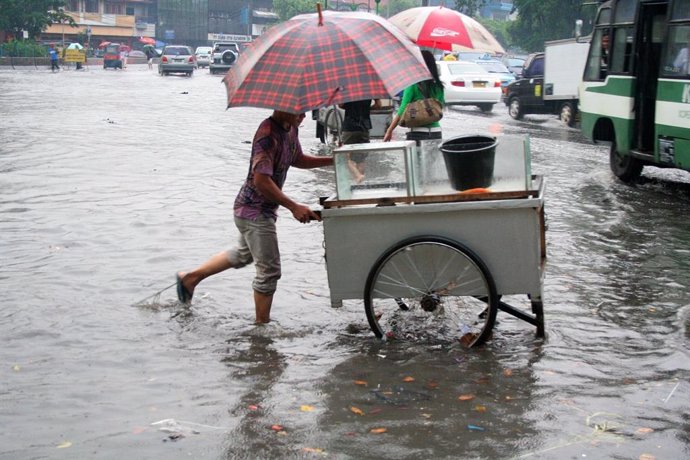 Archivo - Lluvias en Indonesia