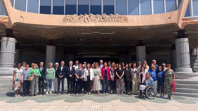 Afibrocar visibiliza desde la Asamblea 'el derecho a un proyecto de vida' de todos quienes padecen Fibromialgia y síndrome de la Fatiga Crónica