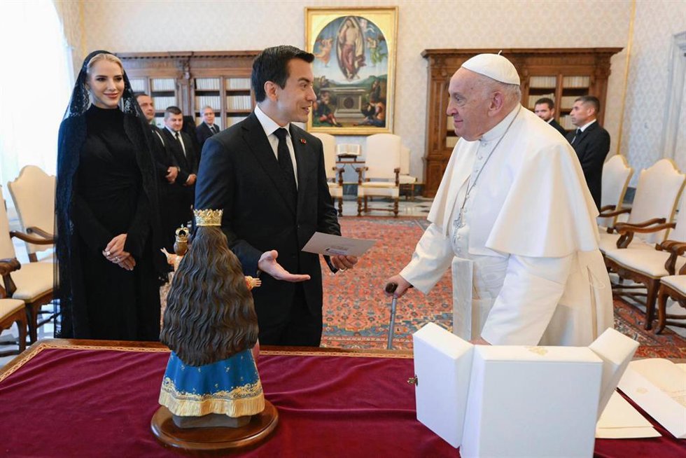 El Papa y el presidente de Ecuador, Daniel Roy Gilchrist Noboa Azín