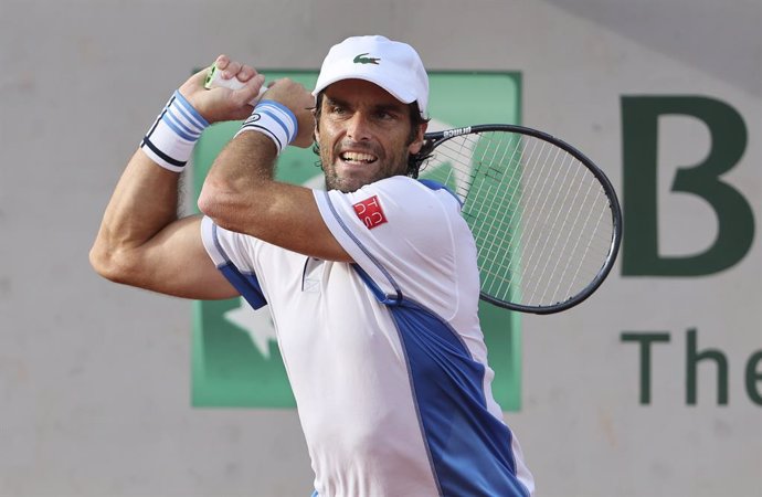 Archivo - Pablo Andujar of Spain during day 3 of the French Open 2022, a tennis Grand Slam tournament on May 24, 2022 at Roland-Garros stadium in Paris, France - Photo Jean Catuffe / DPPI