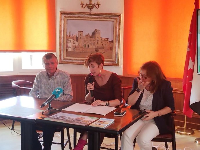 Presentación de Sierra de Gata como destino turístico en la Casa de Extremadura en Madrid