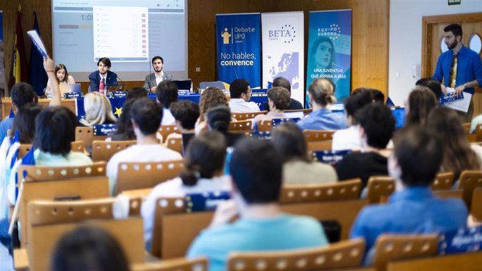 La actividad se ha celebrado con motivo de las elecciones europeas del próximo junio.