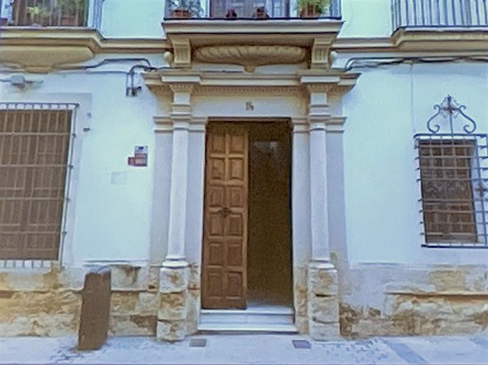 Puerta de la casa donde vivió José Isidoro Morales.