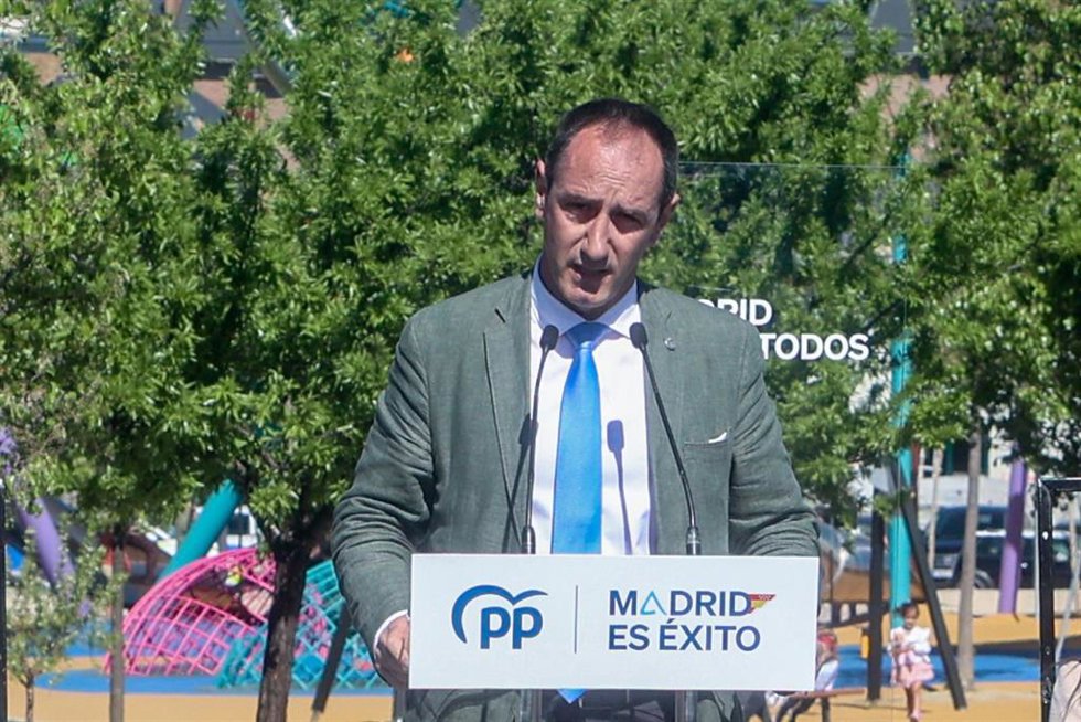 Archivo - El alcalde de Alpedrete, Juan Rodríguez FernándezAlfaro