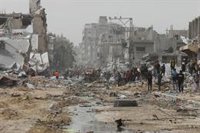 Al menos 20 muertos en un bombardeo de Israel en el campamento de refugiados de Nuseirat (Gaza)