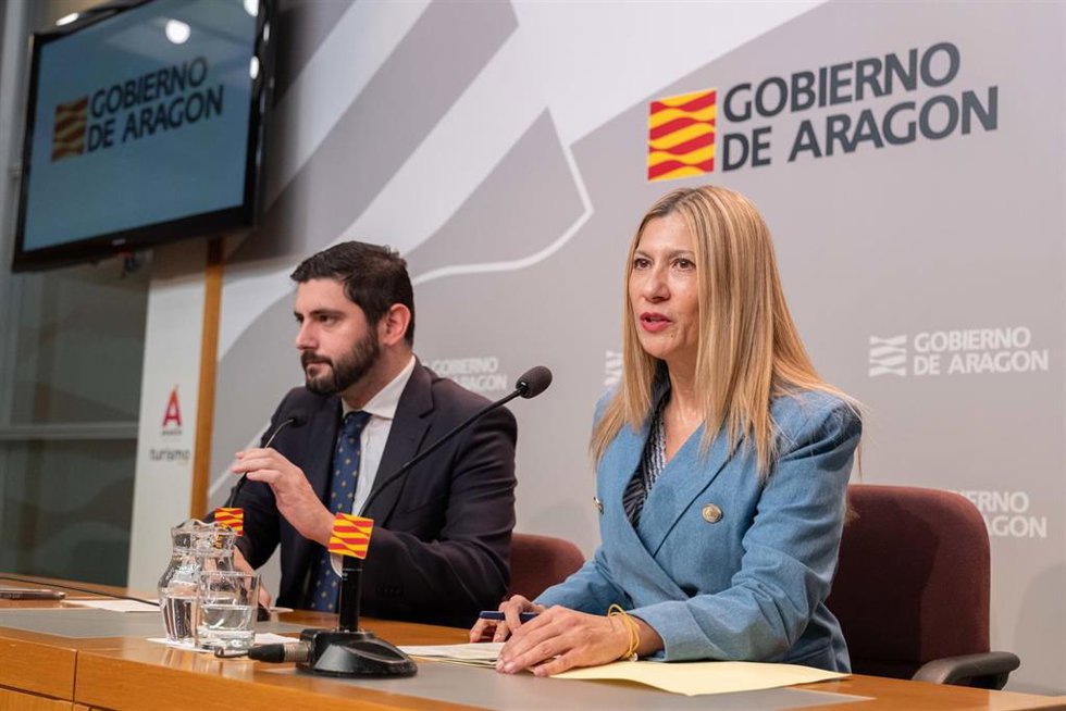 Los vicepresidentes del Gobierno de Aragón, Alejandro Nolasco y Mar Vaquero.