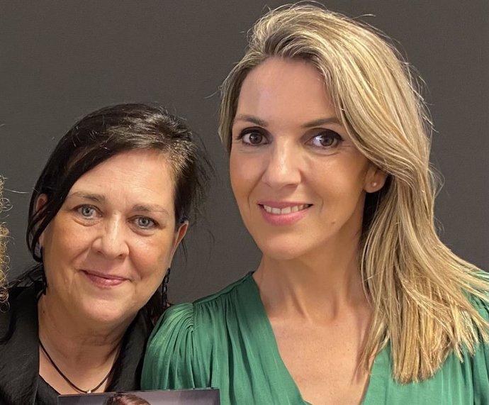 Las periodistas Carol Espona e Isabel Ojeda, premiadas por la APJ por su reportaje sobre violencia sexual en Informe Semanal