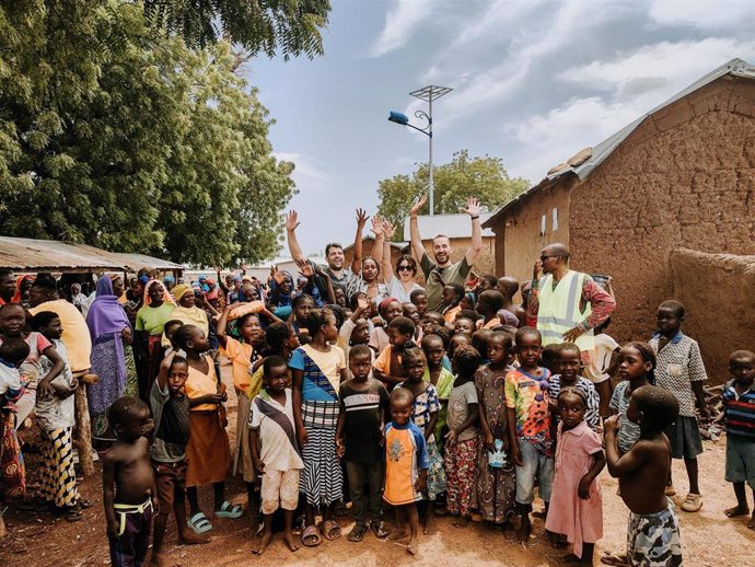 AOKlabs facilita el acceso a agua potable a más de 3.000 personas en Ghana