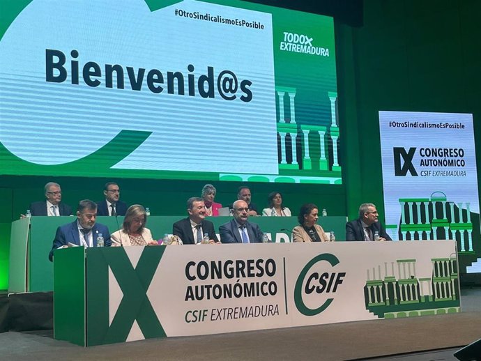 El presidente nacional de CSIF, Miguel Borra, en el IX Congreso Autonómico del sindicato en Extremadura