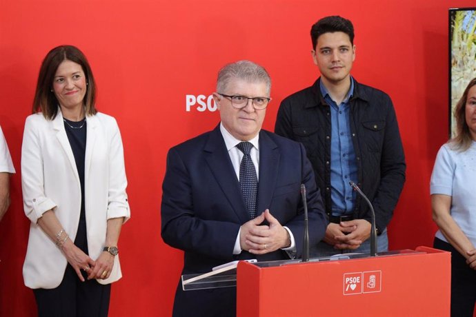 El secretario general del PSOE de la Región de Murcia y portavoz del Grupo Parlamentario Socialista, Pepe Vélez