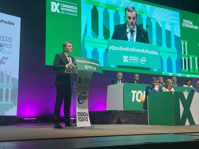 El candidato a la reelección como presidente de CSIF Extremadura, Benito Román, en el IX Congreso Autonómico del sindicato