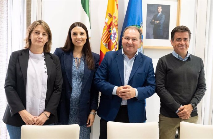 La Diputación y la Agencia Destino Huelva han firmado un convenio de colaboración con Mazagón Films A.I.E. Para el rodaje de la película 'Los Tigres'.