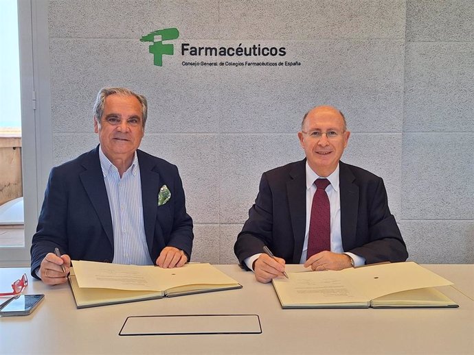 El Consejo General de Colegios Farmacéuticos y la Sociedad Española de Fitoterapia apuestan por la formación de la profesión en el estudio de las plantas medicinales