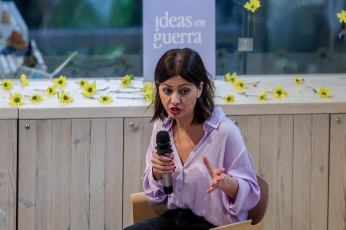 La ministra de Juventud e Infancia, Sira Rego, durante el acto de presentación del ‘Manifiesto por el Bienestar’ del think-tank Ideas en Guerra, en el Espacio Ecooo, a 8 de mayo de 2024, en Madrid (España). El 'think tank' Ideas en Guerra reúne en un mani