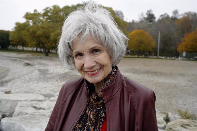 Archivo - La escritora canadiense Alice Munro