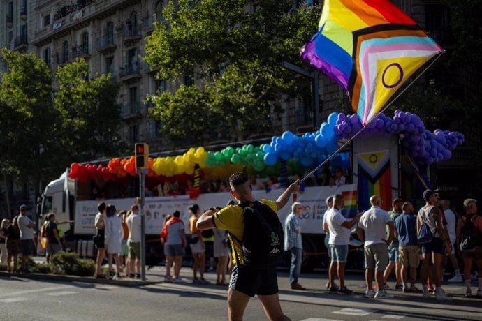 Archivo - Desfile del Pride Barcelona 2023, a 15 de julio de 2023, en Barcelona, Cataluña (España).