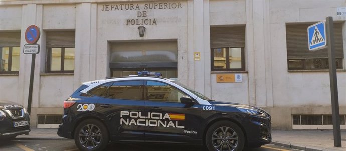 Imagen de un coche patrulla, en Murcia