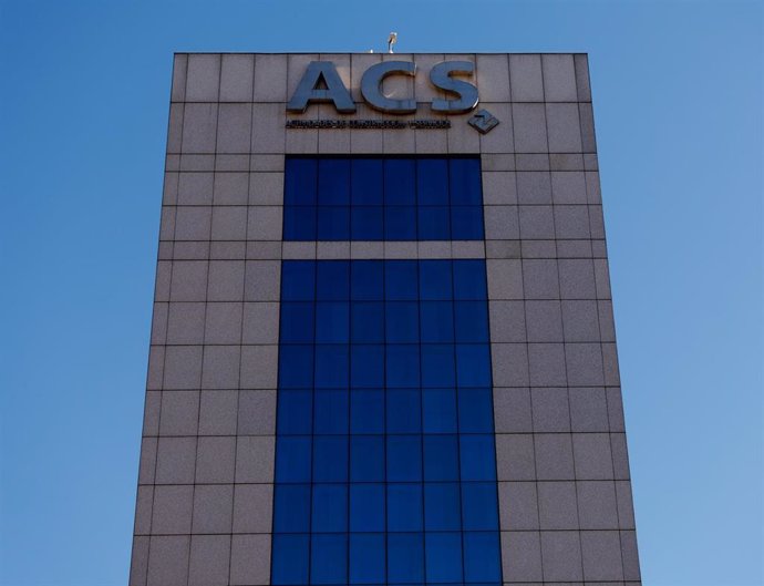 Archivo - Fachada de la sede de ACS