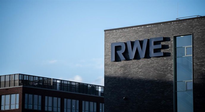 Archivo - RWE logo