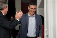 Sánchez afirma que las previsiones de Bruselas "avalan" su política económica: "España va en buena dirección"