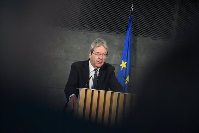 Archivo - El comisario europeo de Economía, Paolo Gentiloni.