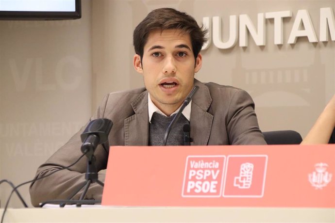 Archivo - El concejal del PSPV-PSOE en el Ayuntamiento de València Borja Sanjuán.