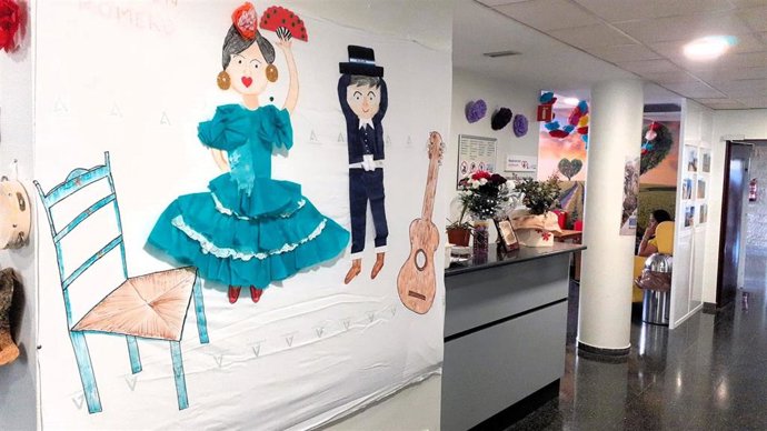 Ambiente rociero en el Hospital Juan Ramón Jiménez de Huelva.