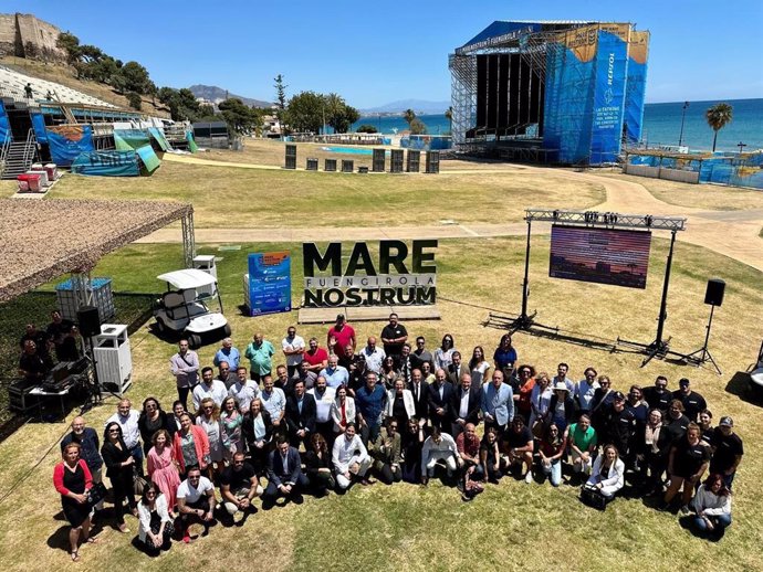 Foto de familia de la presentación del Marenostrum Fuengirola 2024.