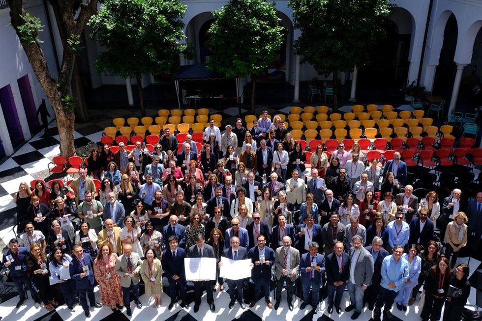 La 'Declaración de Sevilla sobre el Patrimonio Universitario' ha sido suscrita en el I Encuentro Iberoamericano de Patrimonio Universitario celebrado en la Universidad de Sevilla.
