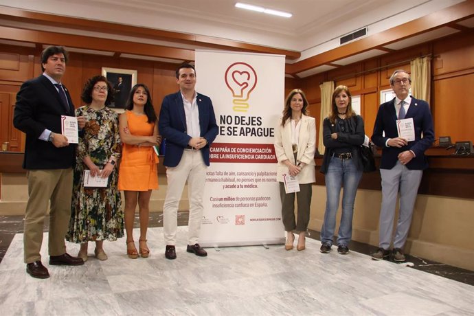 Presentación de la campaña 'No dejes que se apague', impulsada por la Sociedad Española de Cardiología para divulgar y prevenir sobre la insuficiencia cardíaca con hábitos saludables.