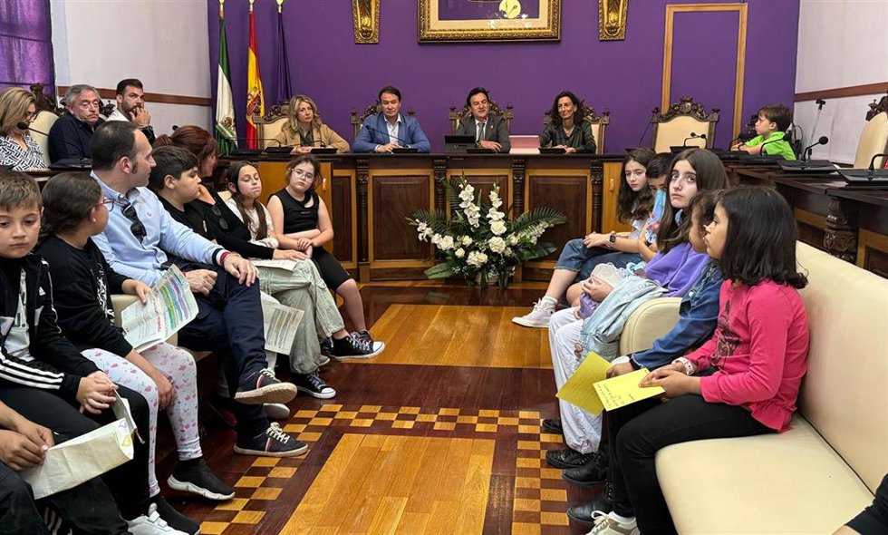 Imagen de la videoconferencia en la que ha participado alumnado de colegios de Jaén y de Jaén en Perú