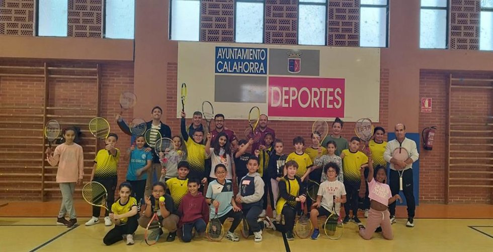 El tenis llega a los colegios de Calahorra