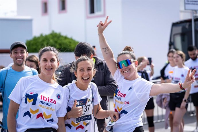 Imagen del ambiente en la Ibiza Media Maratón