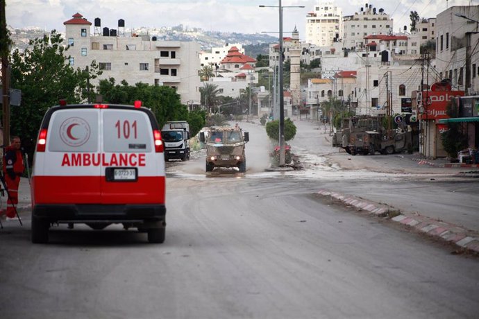 Ambulancia en Tulkarem tras una operación militar de Israel