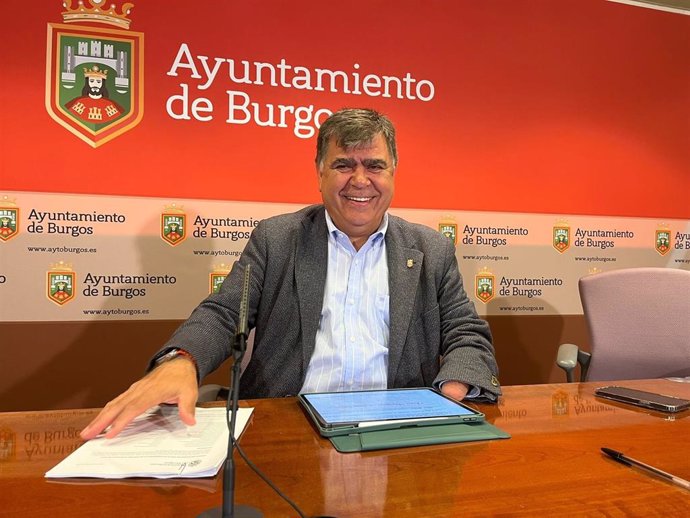 Manso, durante la rueda de prensa posterios a la Junta Local de Gobierno.