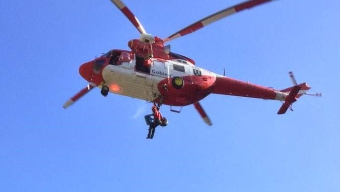 Archivo - Helicóptero de rescate del Grupo de Emergencias y Salvamento (GES) del Gobierno de Canarias