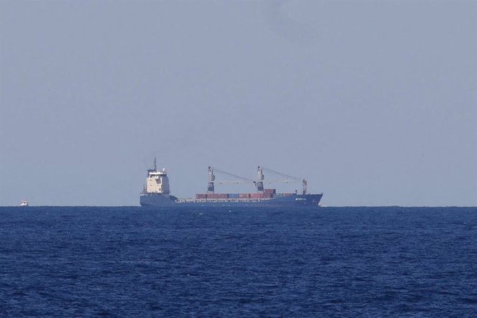 El buque Borkum llegando al puerto de Cartagena, a 16 de mayo de 2024, en Cartagena, Región de Murcia (España). El Ministerio de Transportes afirmó ayer, que el buque Borkum que ha llegado esta mañana a Cartagena, no se dirige "en ningún caso" a Israel, s