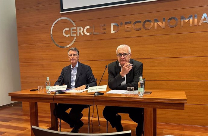 El president del Cercle d'Economia, Jaume Guardiola, i el director general, Miquel Nadal