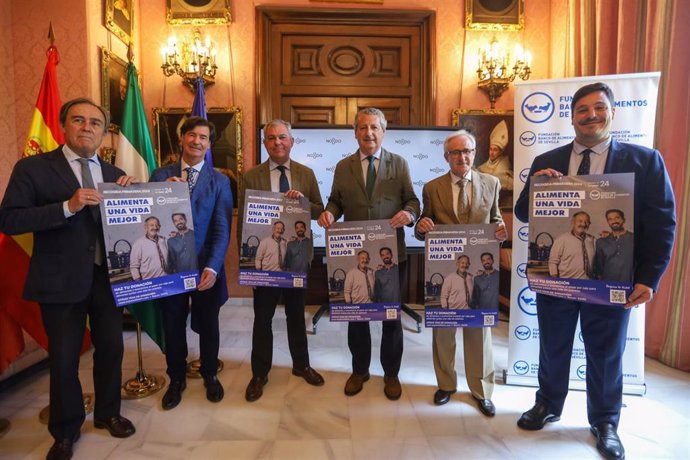 El alcalde de Sevilla, José Luis Sanz, en la presentación de la campaña de primavera del Banco de Alimentos 2024.