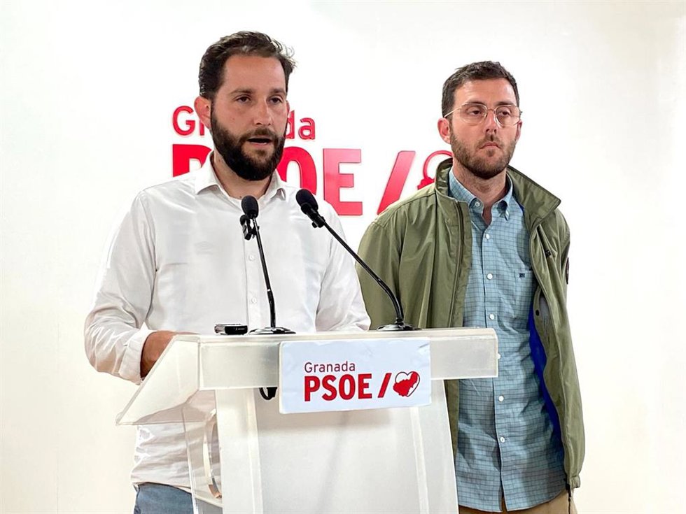 El alcalde de Láchar (Granada), Pedro Sánchez (PSOE), interviene en rueda de prensa la semana pasada