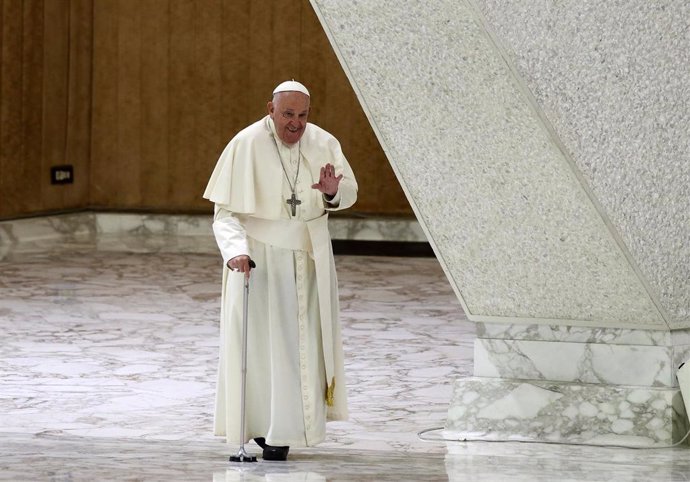 27 April 2024, Vatican, Vatican City: Pope Francis arrives to attend an audience to the participants in the "The Caress and the Smile" meeting promoted by the Eta Grande Foundation at Paul VI Hall at the Vatican. Photo: Evandro Inetti/ZUMA Press Wire/dpa