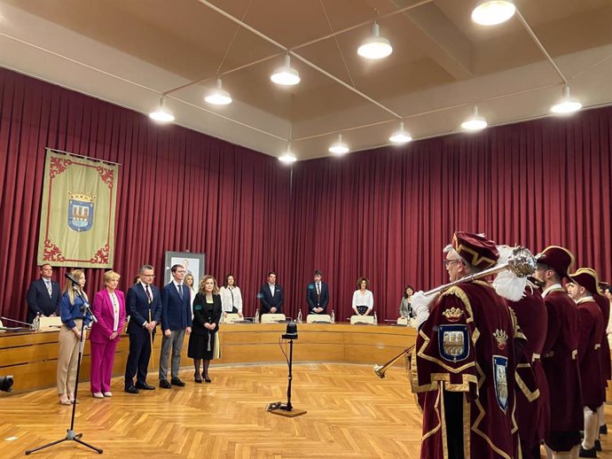 PLENO EXTRAORDINARIO EN EL AYUNTAMIENTO DE LOGROÑO