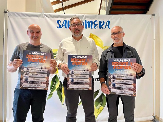 El alcalde, Víctor Martínez, y José Antonio Martínez, concejal de Deportes, han presentado las jornadas junto su organizador, Francisco Mira 'Quitín'