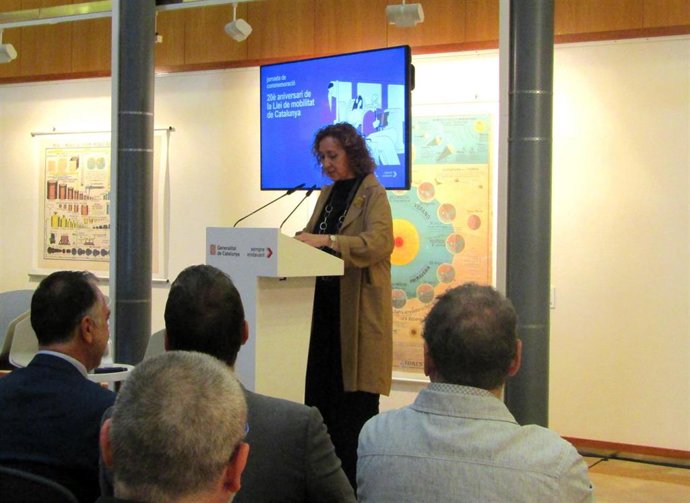 La consellera de Territorio en funciones, Ester Capella