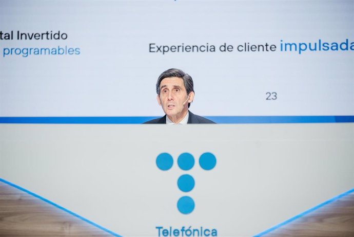 Archivo - El CEO de Telefónica, José María Álvarez-Pallete, durante la presentación de resultados de Telefónica de 2023, en el Distrito Telefónica, a 22 de febrero de 2024, en Madrid (España).  